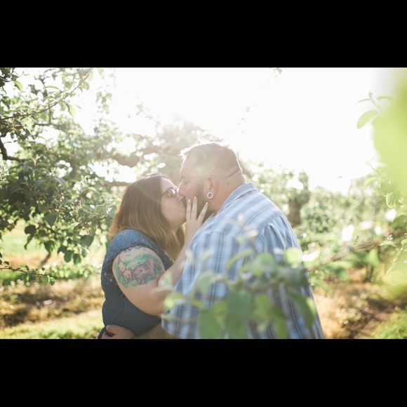 Meet your Posher, Rachel - Picture 2 of 8